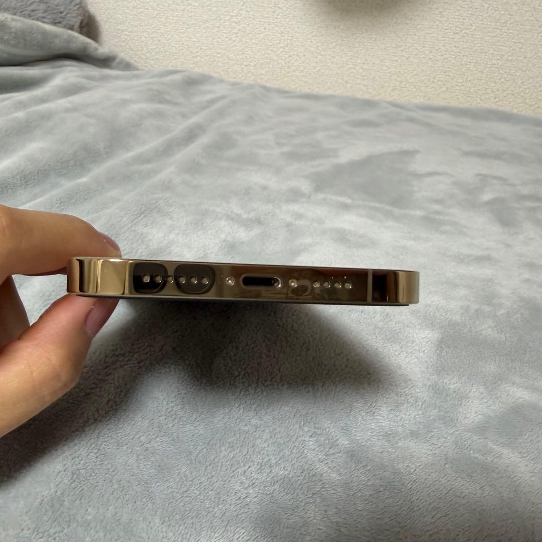 【美品】iPhone12Promax ゴールド SIMフリー