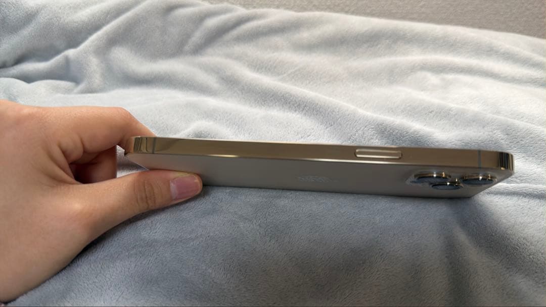 【美品】iPhone12Promax ゴールド SIMフリー