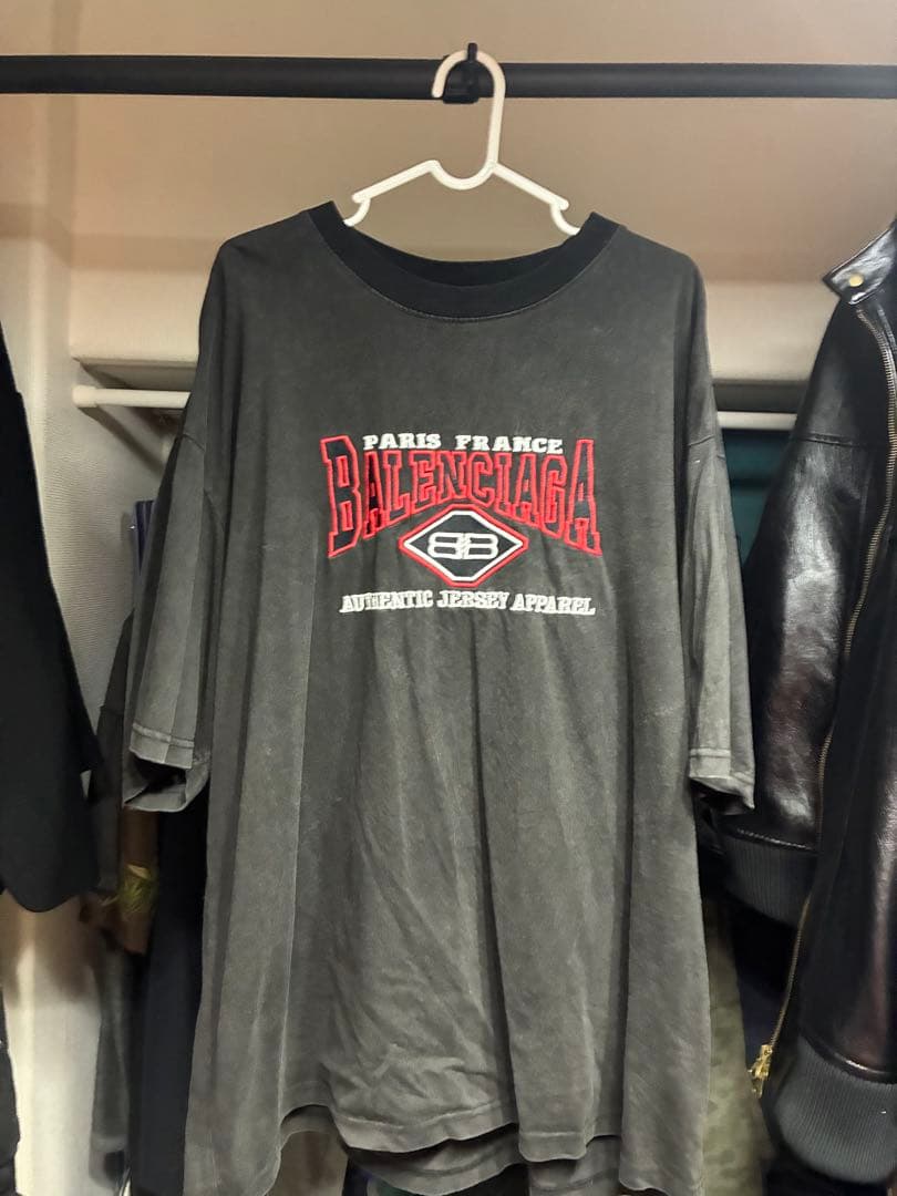 BALENCIAGA グレー Tシャツ オーバーサイズ
