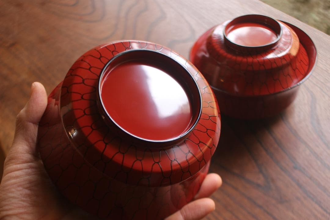 デッドストック！極上朱漆に風情ある網目文の美しい煮物椀2点（検輪島塗懐石道具