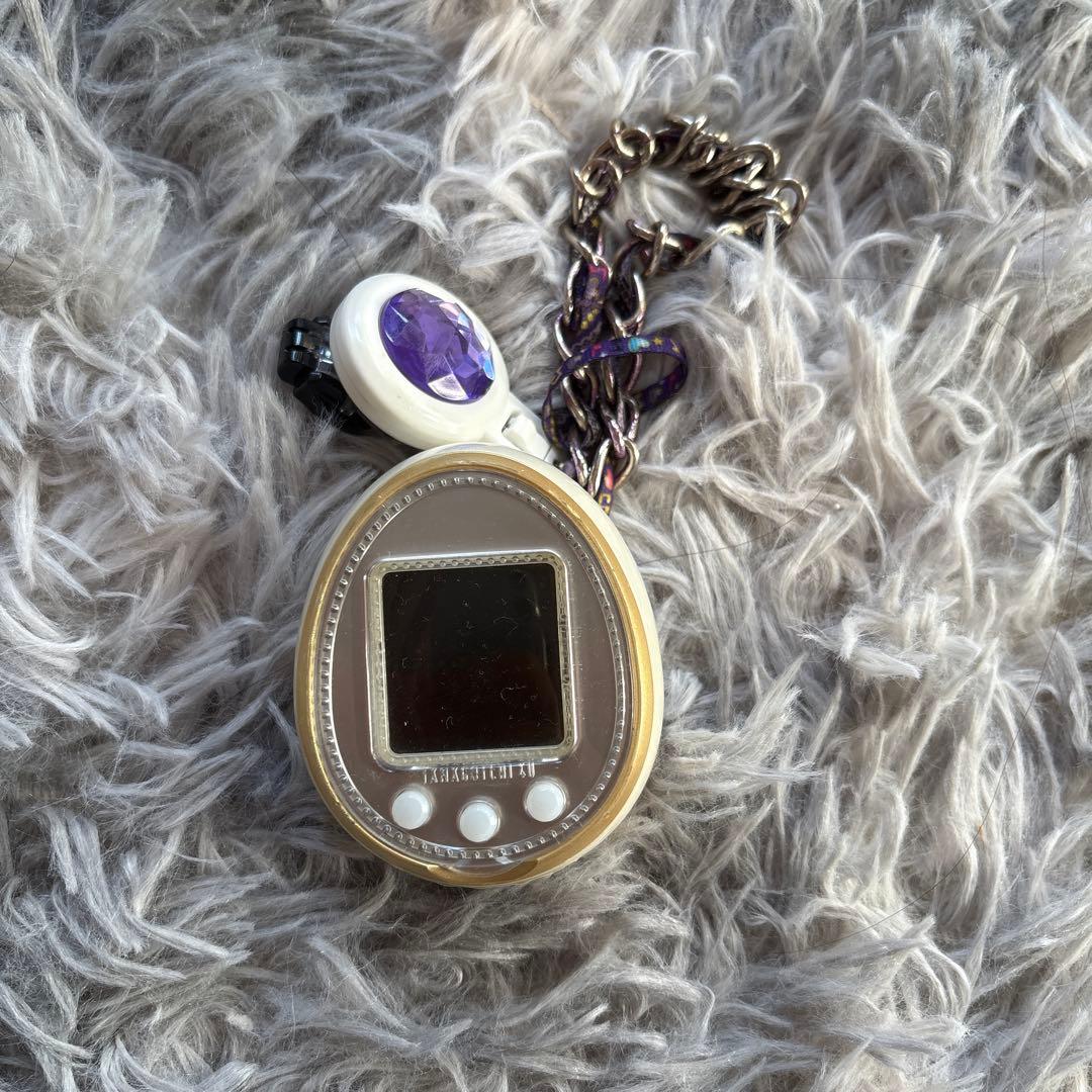 たまごっち4U 本体 キーホルダー付き ホワイト・白 動作確認済み