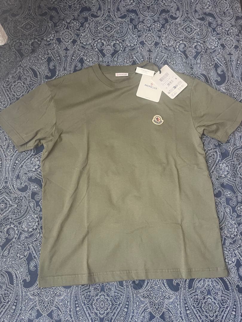 MONCLER オリーブ Tシャツ Sサイズ
