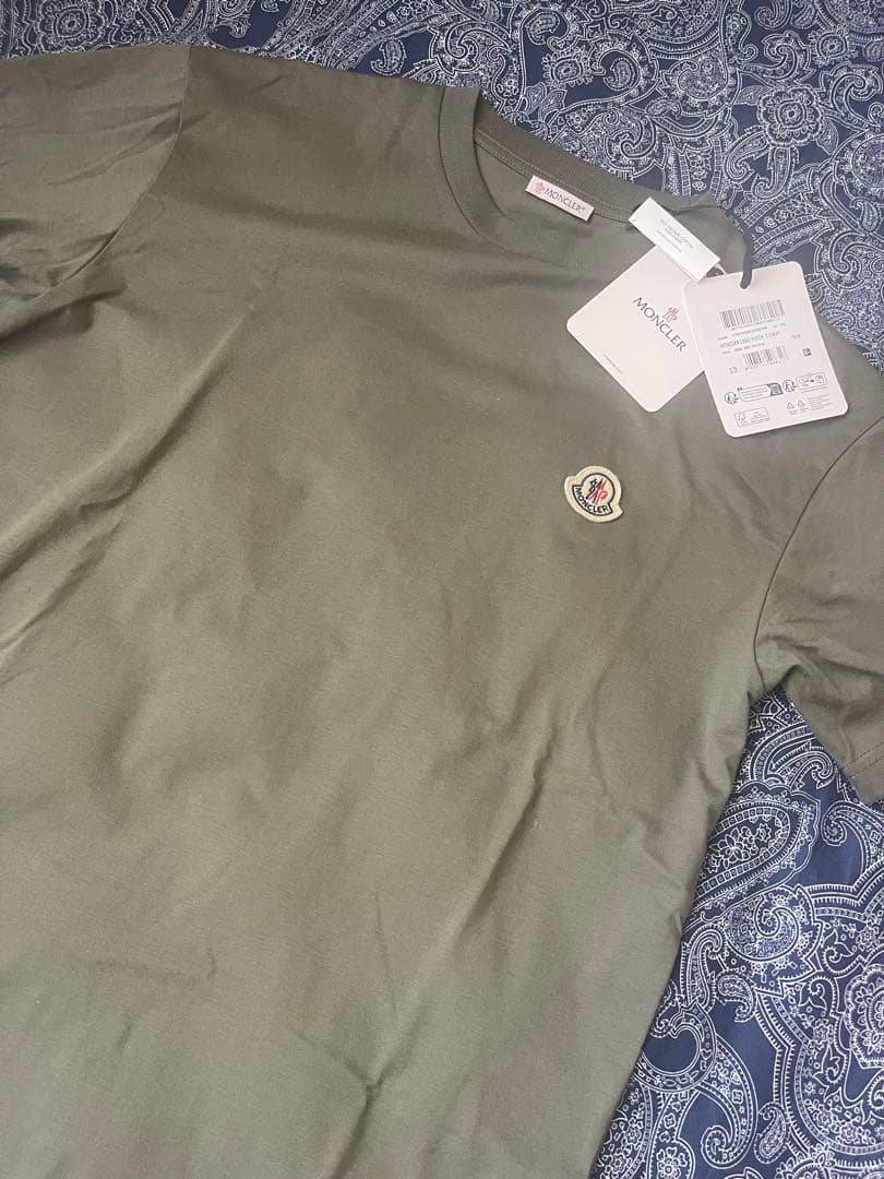 MONCLER オリーブ Tシャツ Sサイズ