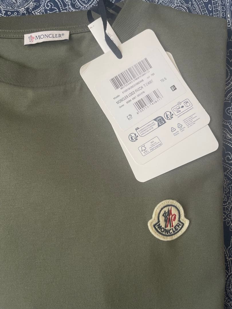 MONCLER オリーブ Tシャツ Sサイズ