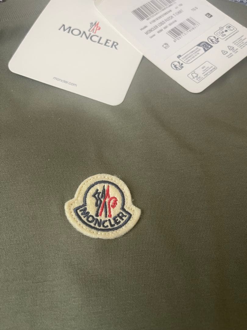 MONCLER オリーブ Tシャツ Sサイズ