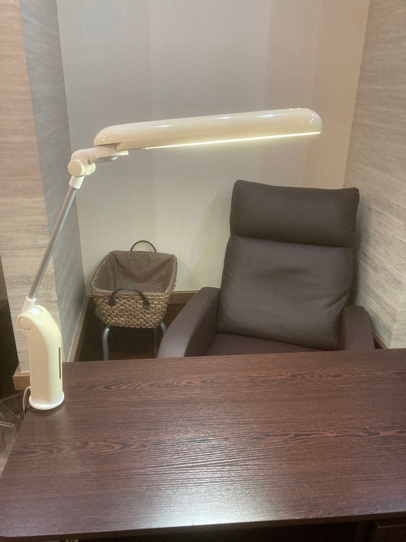 ❗️美品❗️ネイルテーブル