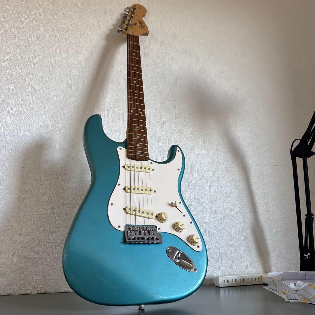 Squier Strat アクアブルー エレキギター