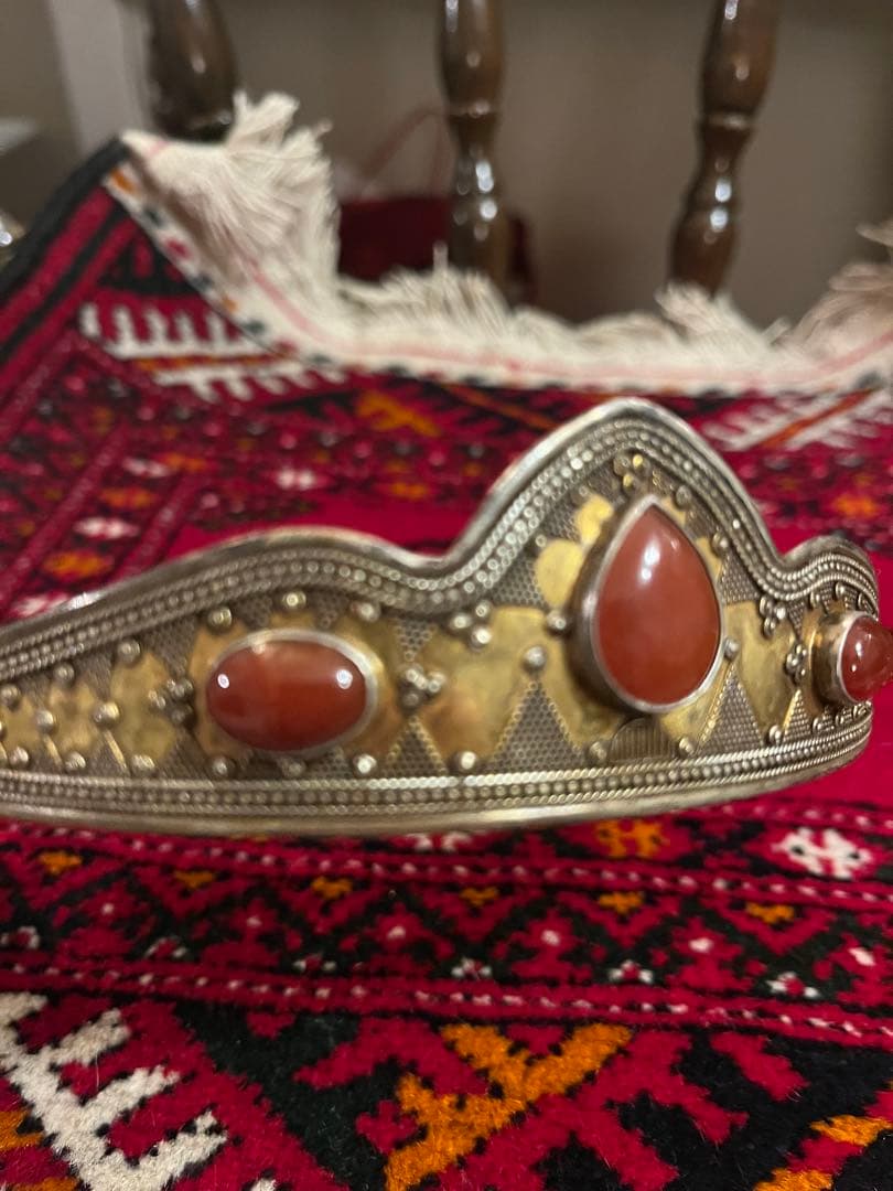 トルクメン製シルバーティアラ