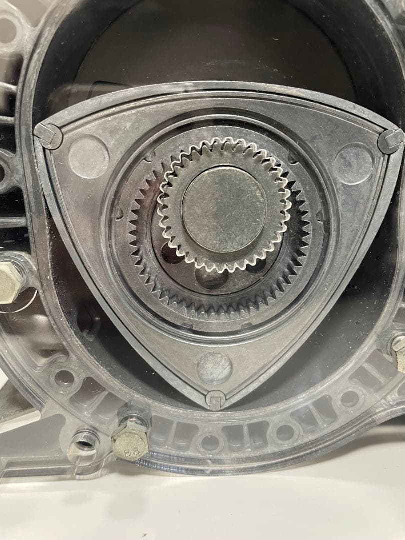 デアゴスティーニ マツダ コスモスポーツ ロータリーエンジン 完成品