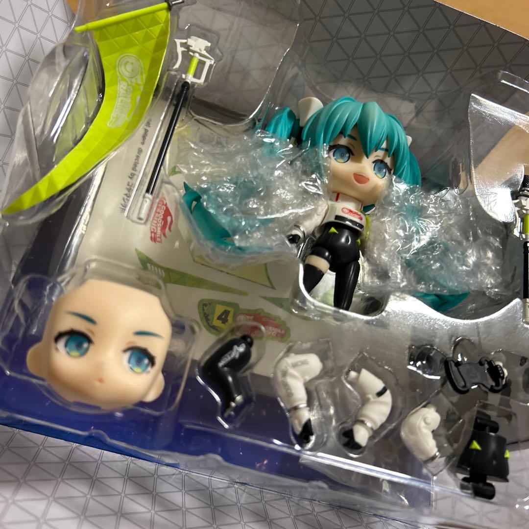 【即購入ok!!】ねんどろいど 初音ミク レーシングミク 2022Ver.