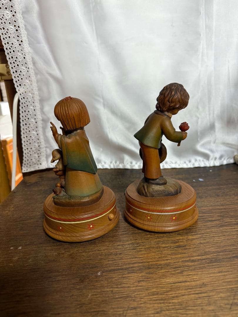 ANRI 木彫り ペア　オルゴール Reuge社製ムーブメント付 イタリア製