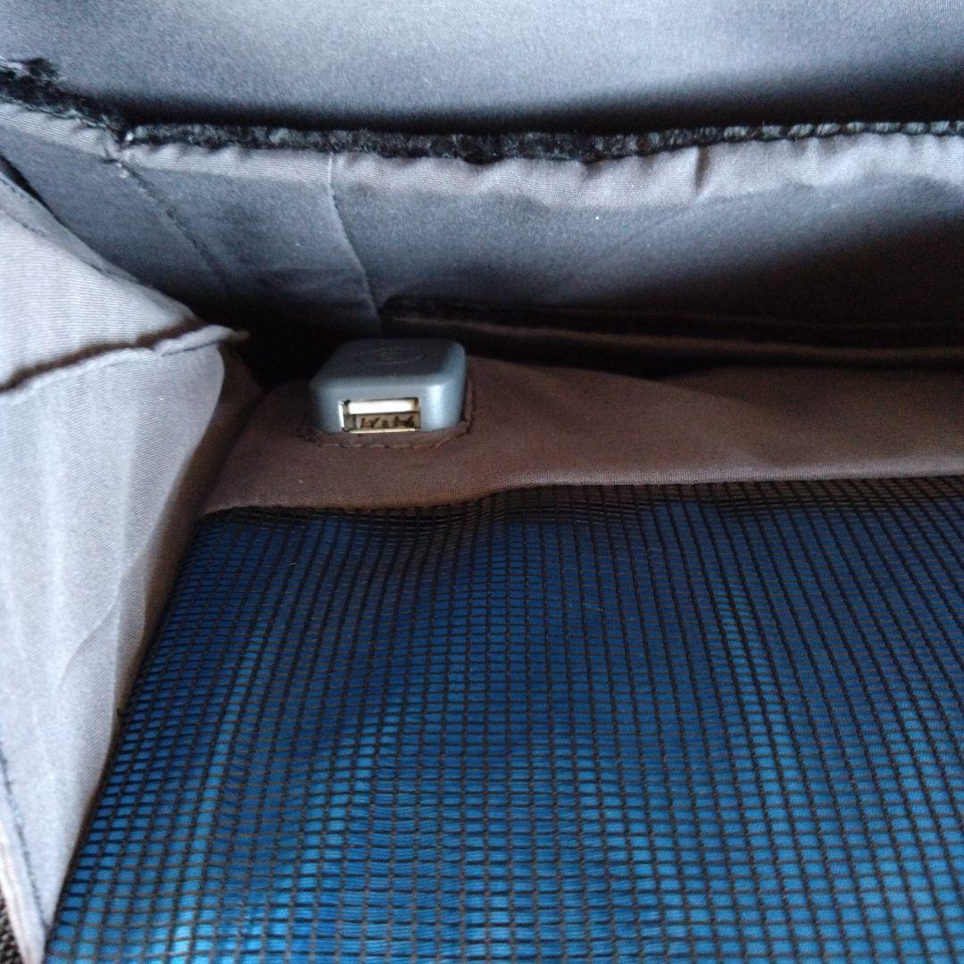 TRAVELMOREbluesmartキャリーケース充電機能遠隔ロック海外旅行