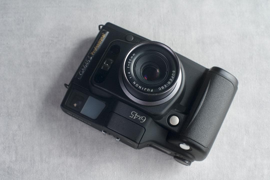 FUJI フジ GA645i Pro 中判フィルムカメラ　レンジファインダー