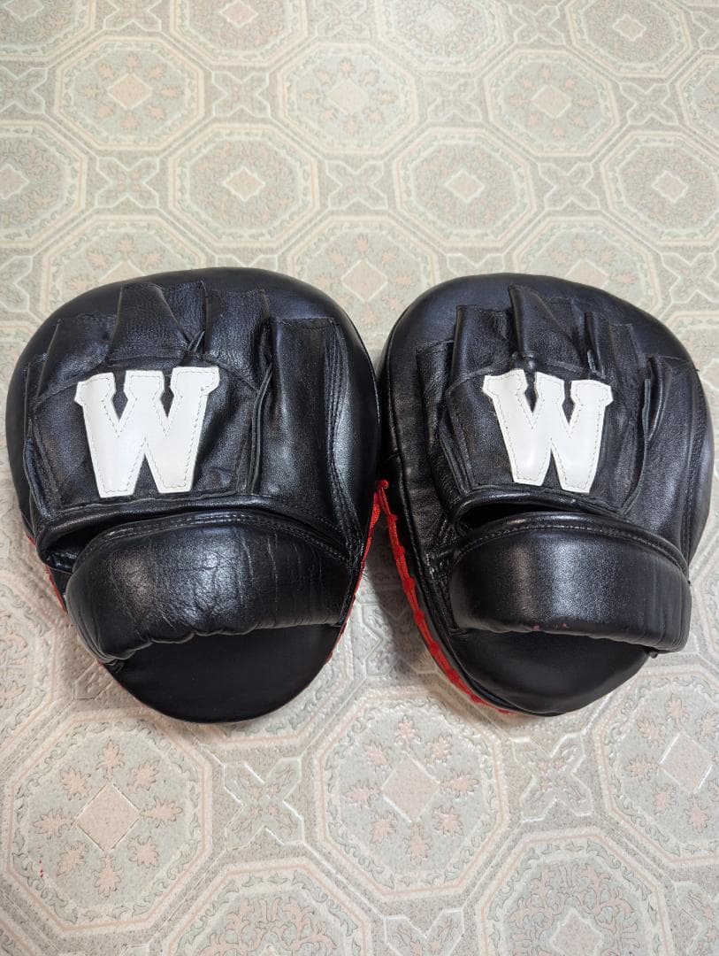 スーパーウィン　パンチングミット