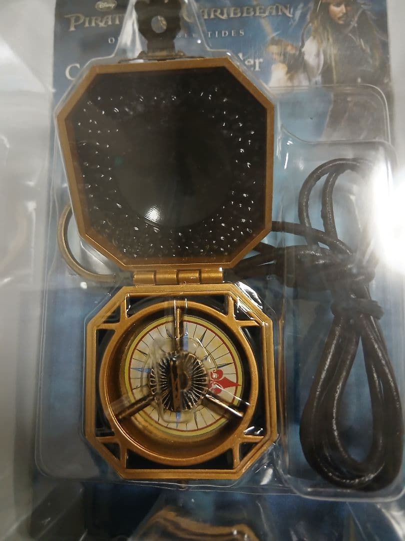 パイレーツオブカリビアン コンパス　キーホルダー