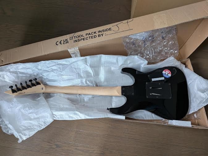 ギター ESP LKH202BLKLH LTD Kirk Hammett R003-01