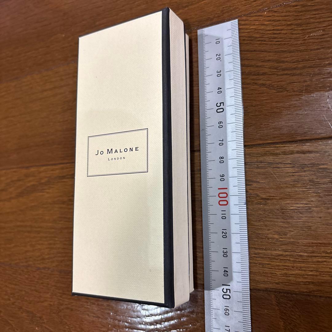 Jo Malone London BOXと紙袋