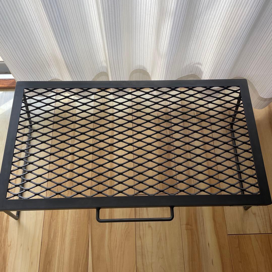 サンゾー工務店　IRON TABLE