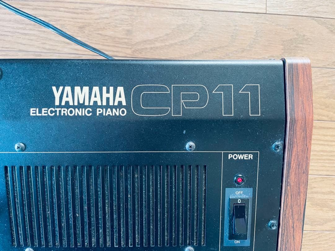 【YAMAHA｜ヤマハ】キーボード　61鍵　電子ピアノ　CP11 ヴィンテージ