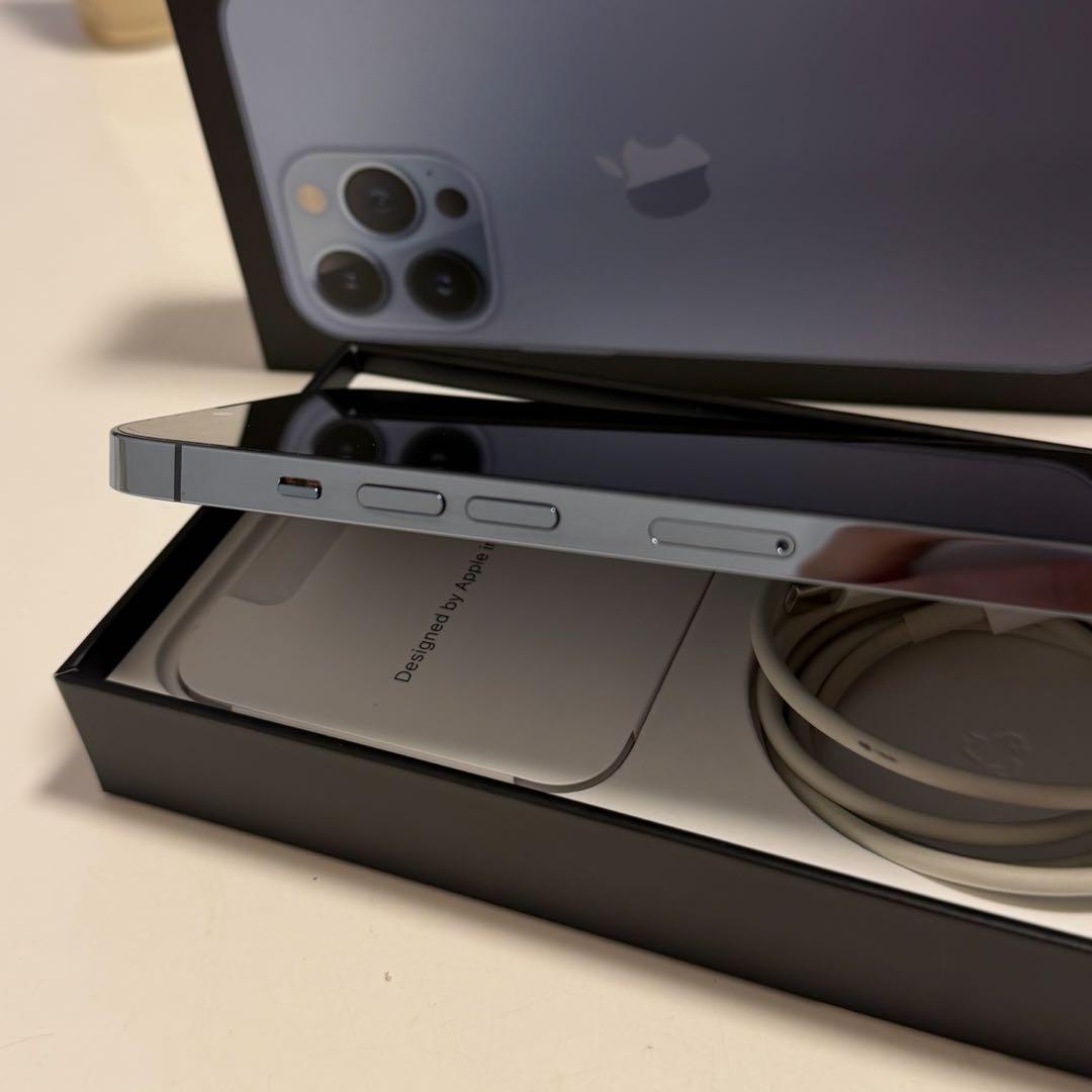 iPhone13Pro 256GB 本体