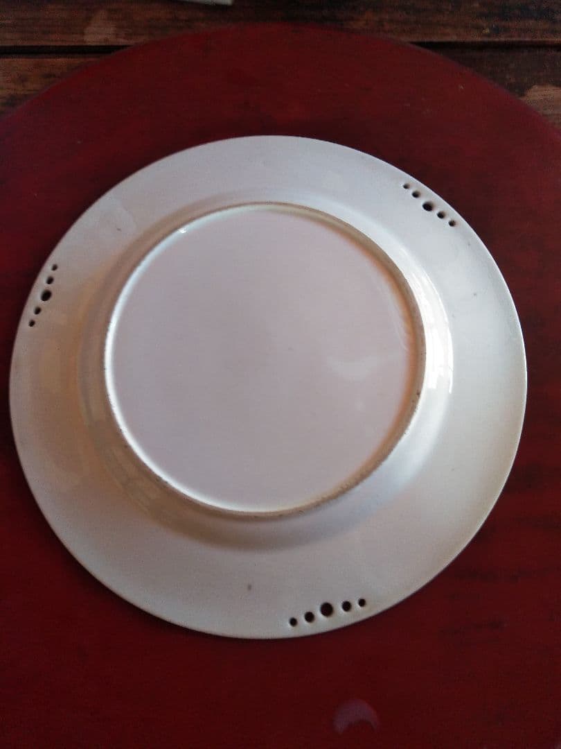 アンティークの素敵な飾り皿