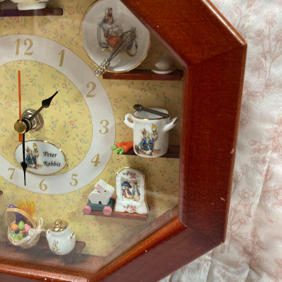 ⭐️稀少⭐️ピーターラビット⭐️ロイターポーセリン⭐️ミニチュア陶器⭐️掛け時計⭐️