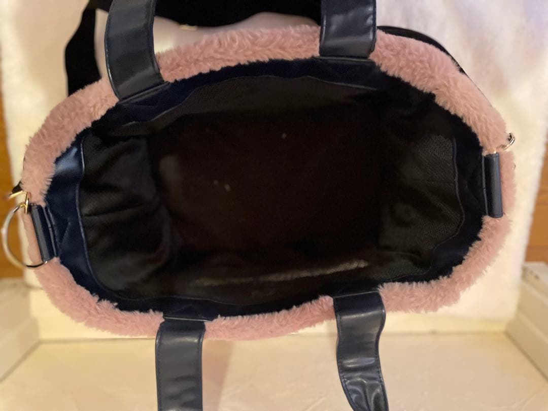 【GODPIVA】ファーリボンキャリーバッグ　ピンク