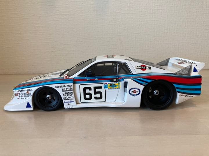 LANCIA BETA 1:18 1/18 SPARK ランチア