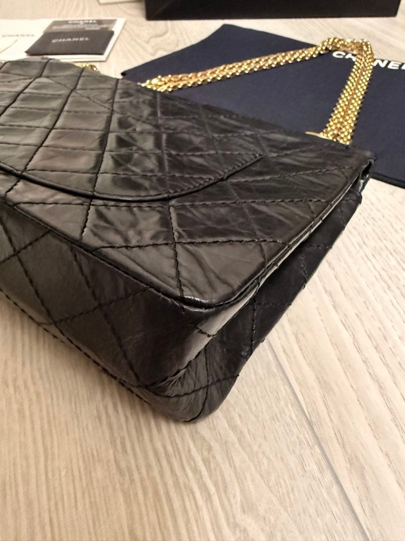 シャネル 2.55 マトラッセ28 ダブルチェーンショルダーバッグ カーフ　黒
