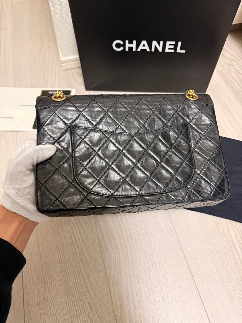 シャネル 2.55 マトラッセ28 ダブルチェーンショルダーバッグ カーフ　黒