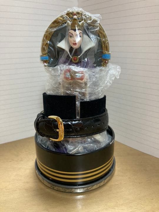 ディズニー　シリアルナンバー入り腕時計