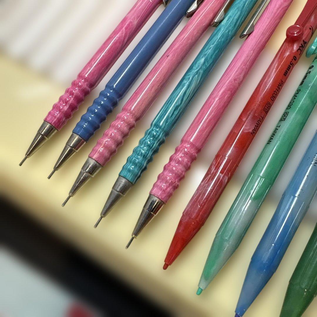 ロットリングtikky special 5本と台湾のマーブル柄４本まとめて