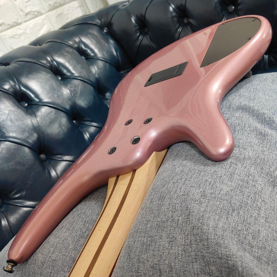美品 Ibanez/アイバニーズ 4弦 エレキベース SR300E-PGM