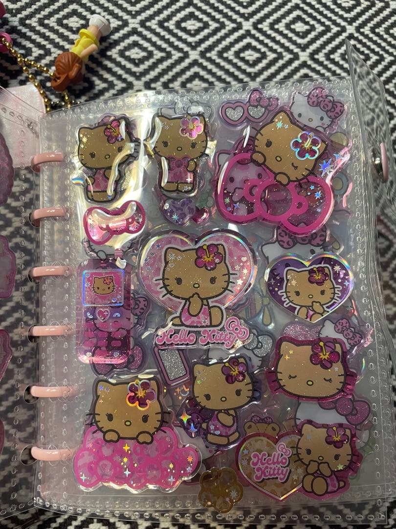 ハローキティ シール帳　完成品　サンリオ