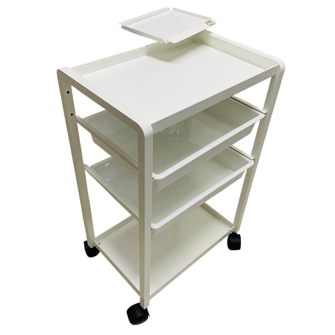 タカラベルモント　ワゴン　リーチェワゴン　マツエク ネイル