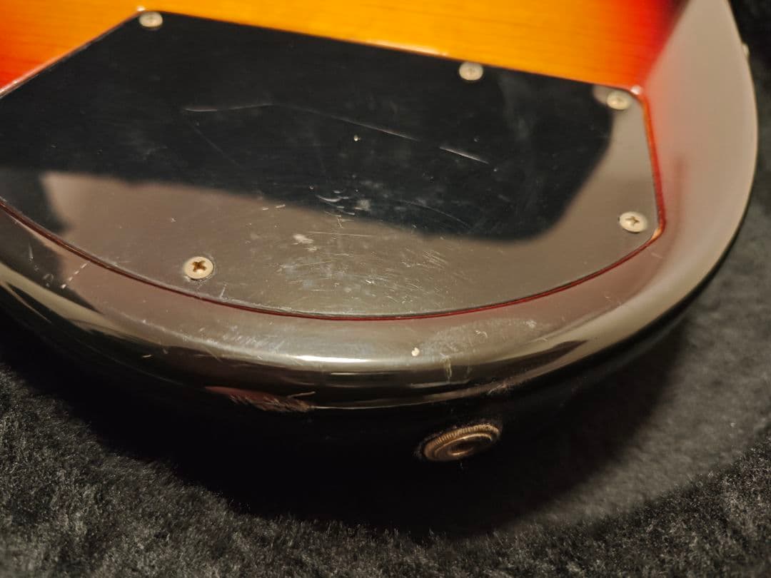 1989年製 G&L USA L-2000 ハードケース付き