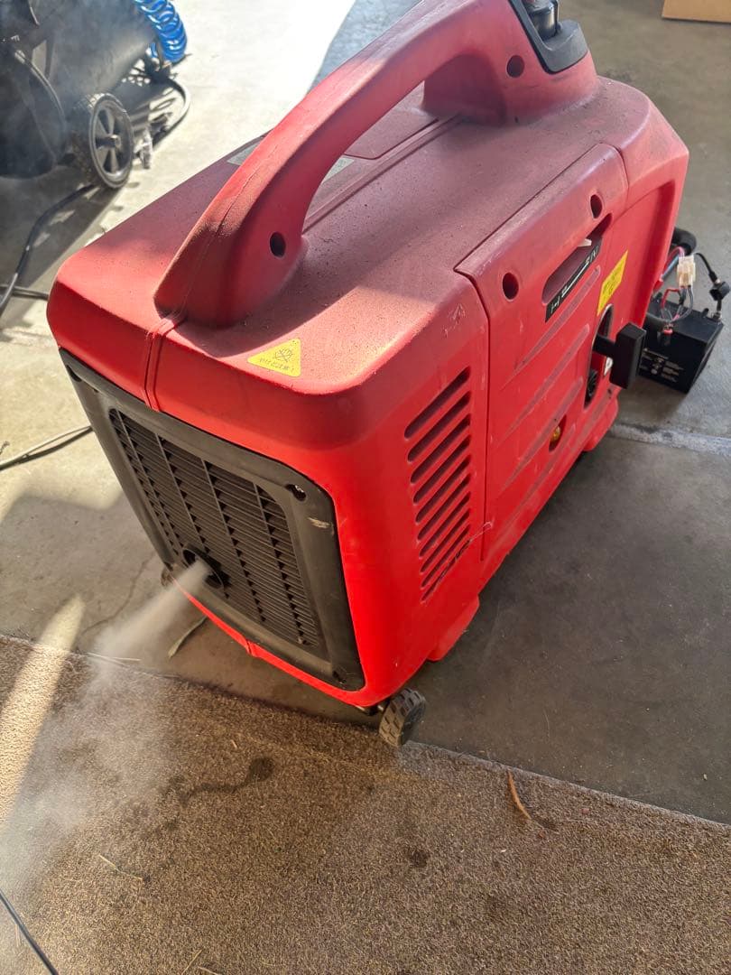 最終値引き‼️EG-2600 発電機