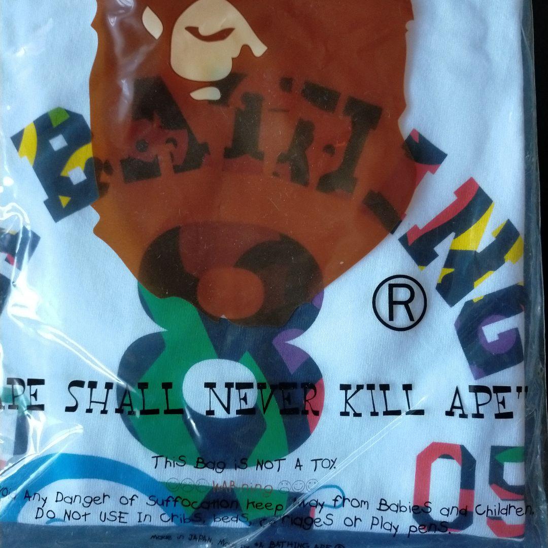 A BATHING APE 2005年８月カレンダー　Tシャツ 未使用　エイプ