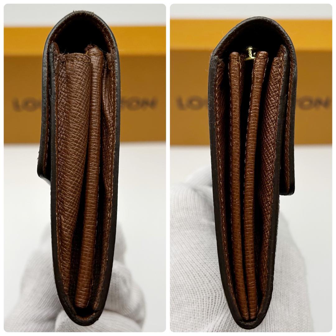 ルイヴィトン　モノグラム　ポルトフォイユサラ　　長財布　折り財布