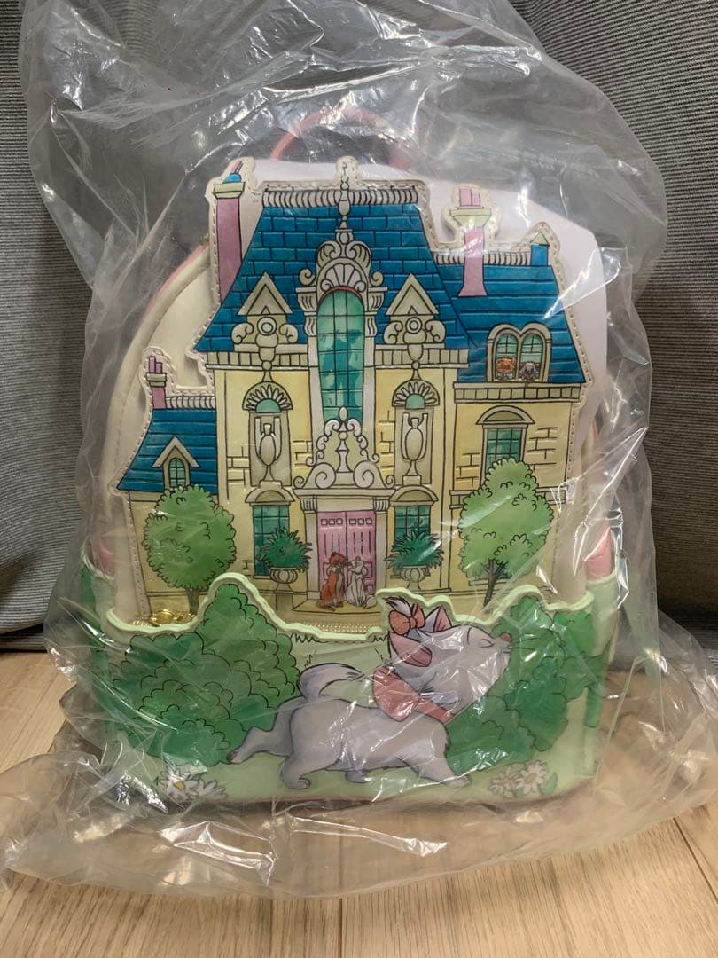 ラウンジフライ　loungefly ディズニー マリーちゃん リュック 可愛い