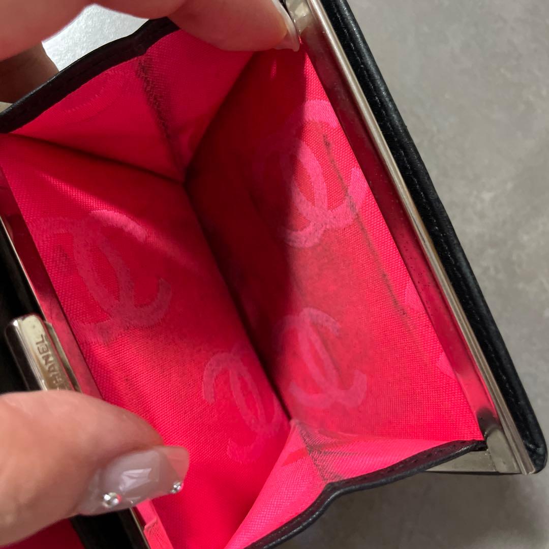 シャネル　カンボンライン　ラムスキン　がま口　折り財布　ブラック　ピンク