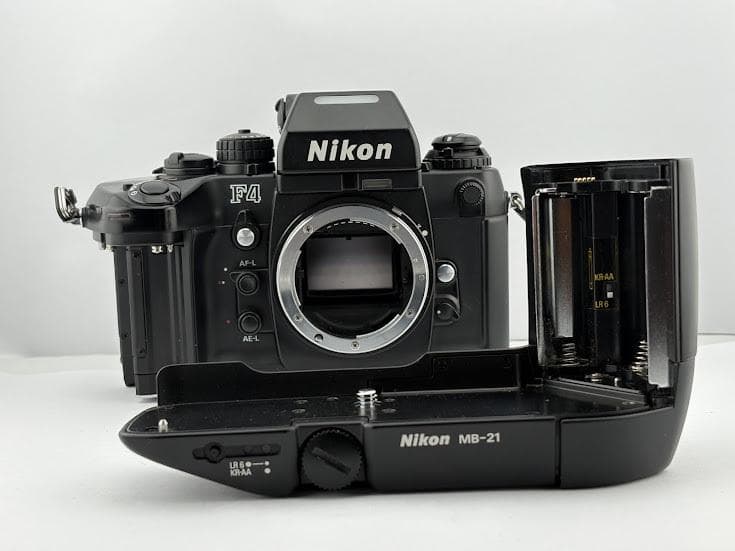 ★美品★ニコンF4S ボディ/ DP-20 / NIKON MB-21