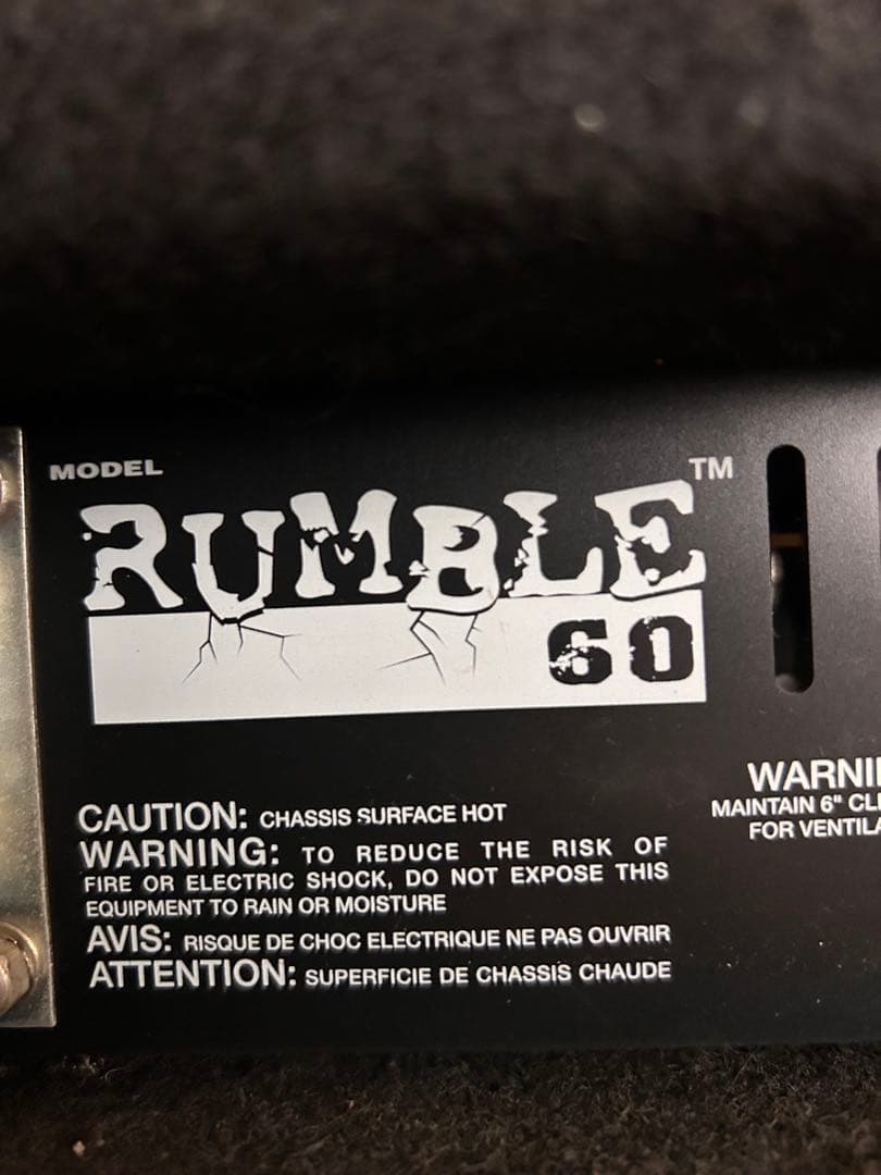 Fender Rumble 60 ベース用アンプ