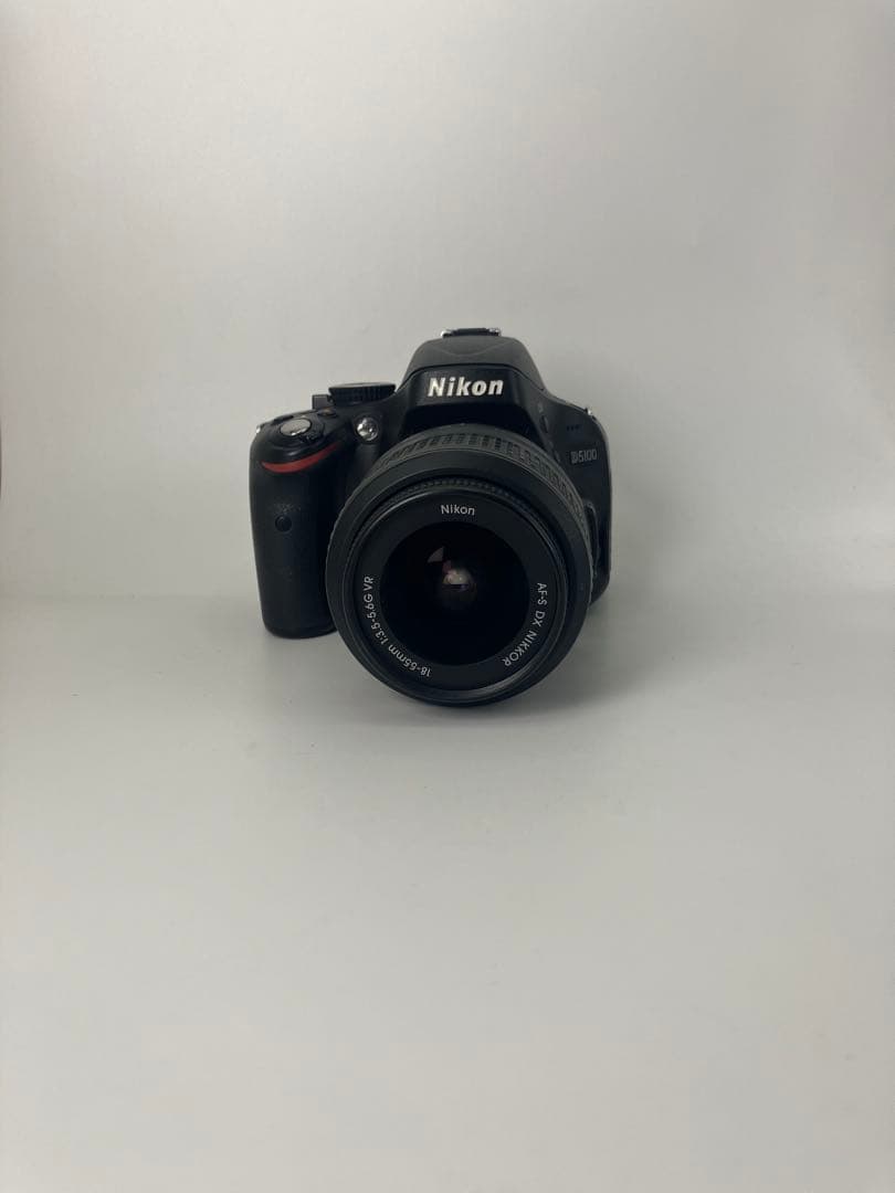 【返品保証・良品】Nikon D5100 + AF-S DX 18-55mm