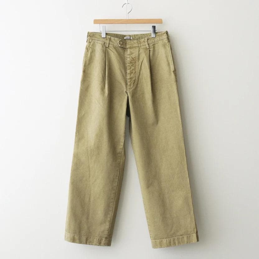 パンツ auralee PRODUCT DYED FINX CHINO ONETUCK