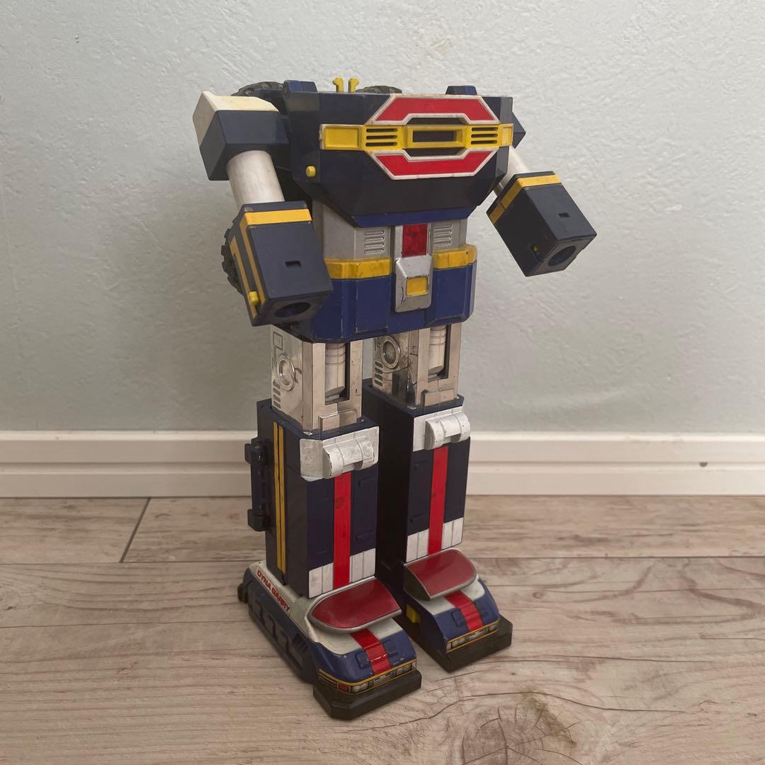 DX超合金ダイナマン ダイナモービル　ダイナキャリー