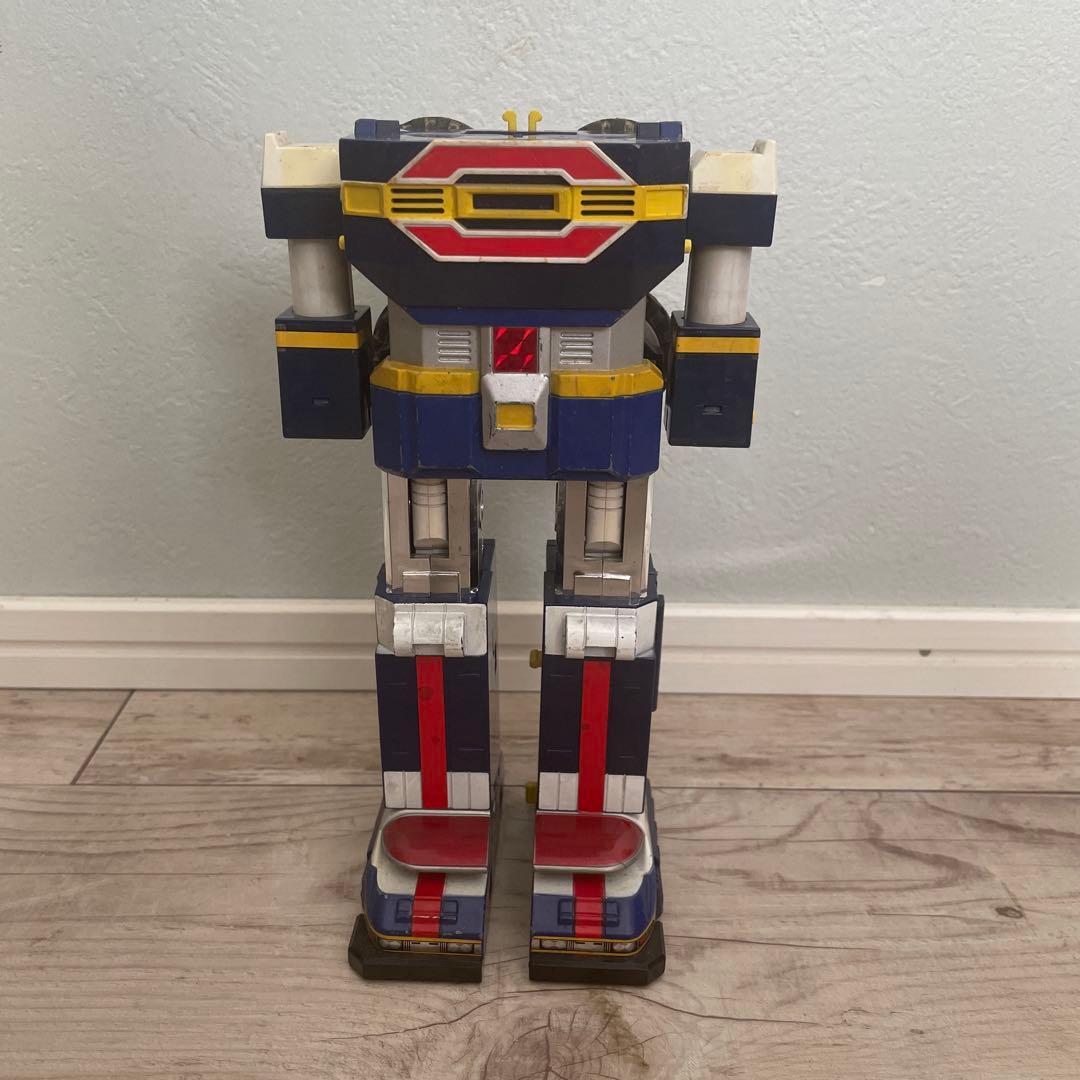 DX超合金ダイナマン ダイナモービル　ダイナキャリー