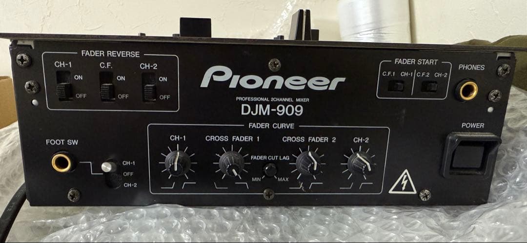送料込 pioneer djm 909 2ch最高峰djミキサー ジャンク扱い
