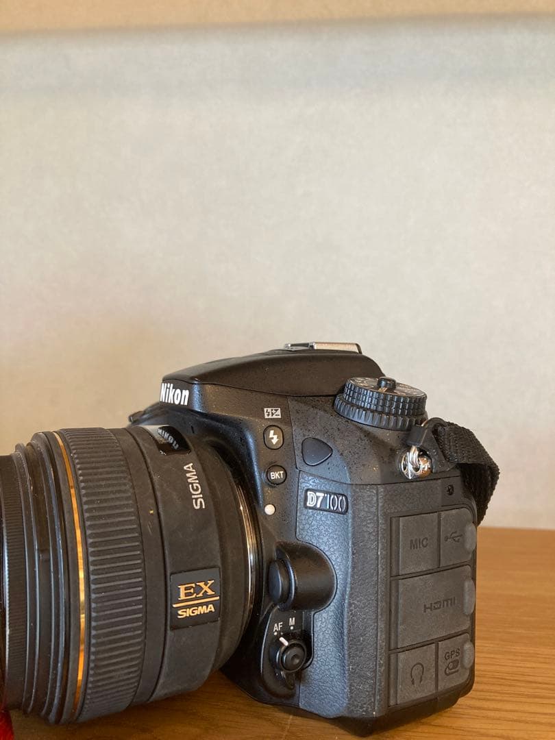 【美品】Nikon D7100【レンズ付き】