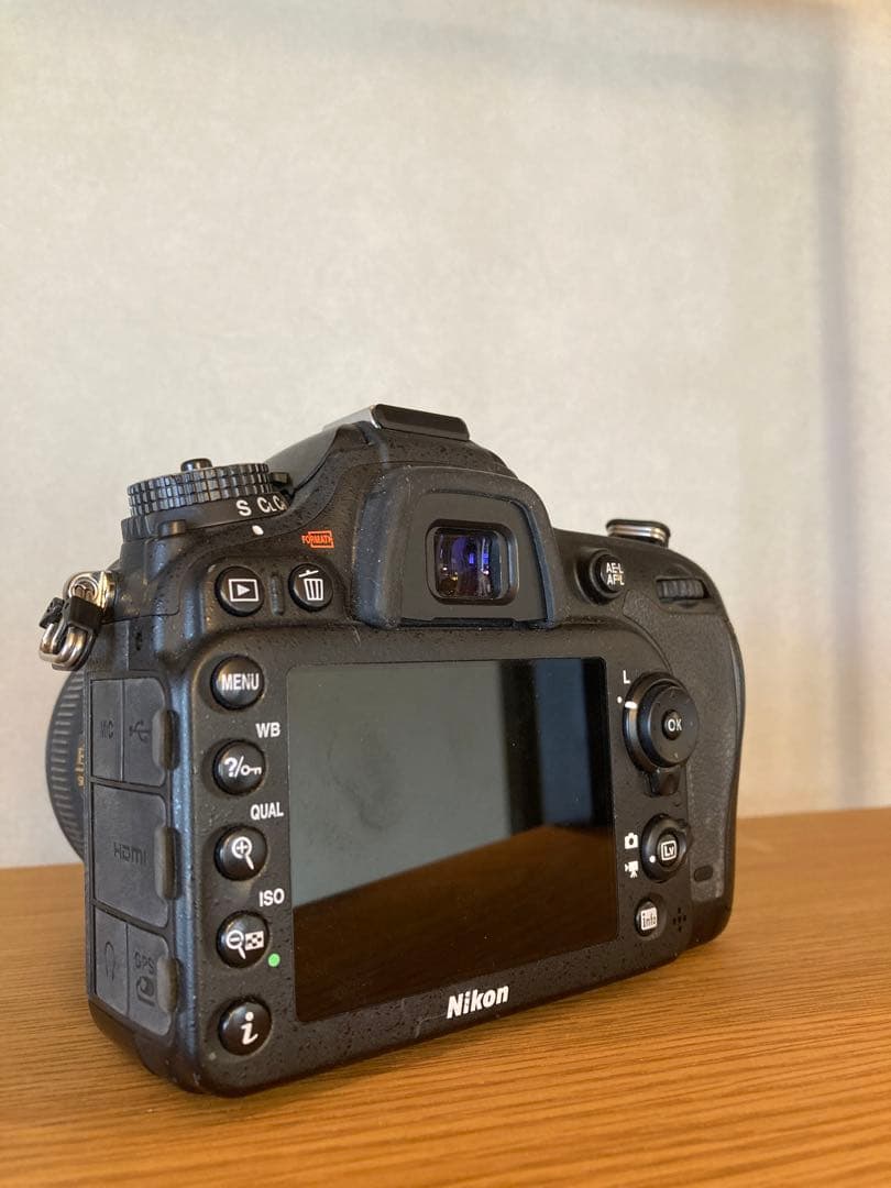 【美品】Nikon D7100【レンズ付き】